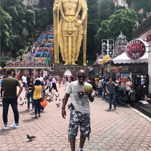 Meet your Posher, Kenneth - Picture 6 of 17